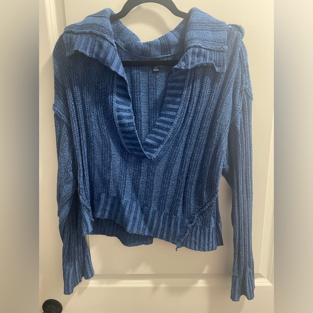 American Eagle Outfitters Textured Blue Sweater